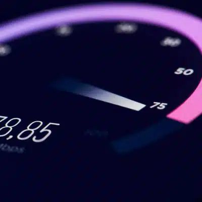 Image of speed test on a smartphone: Fast internet speed test result